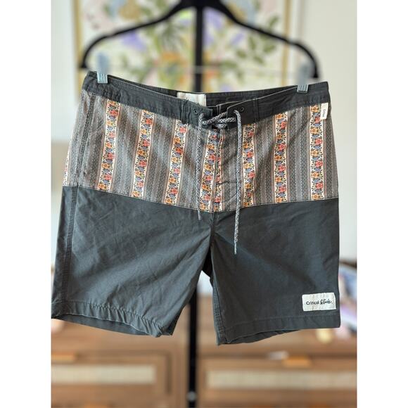 Critical Slide Ceremony Floral Striped 18in Board Short Swim Green Mens Size 30 - Picture 7 of 10